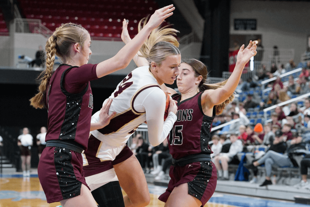 A strong field highlights State AA