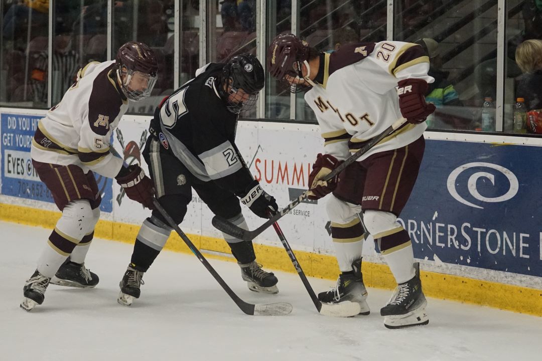 Boys Hockey