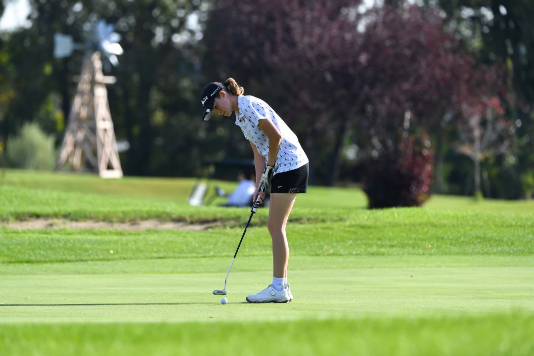 Girls Golf