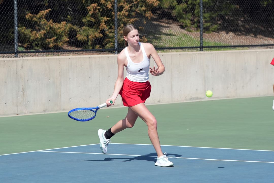 Girls Tennis