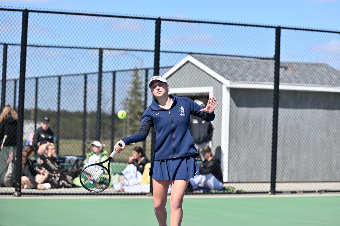 Girls Tennis