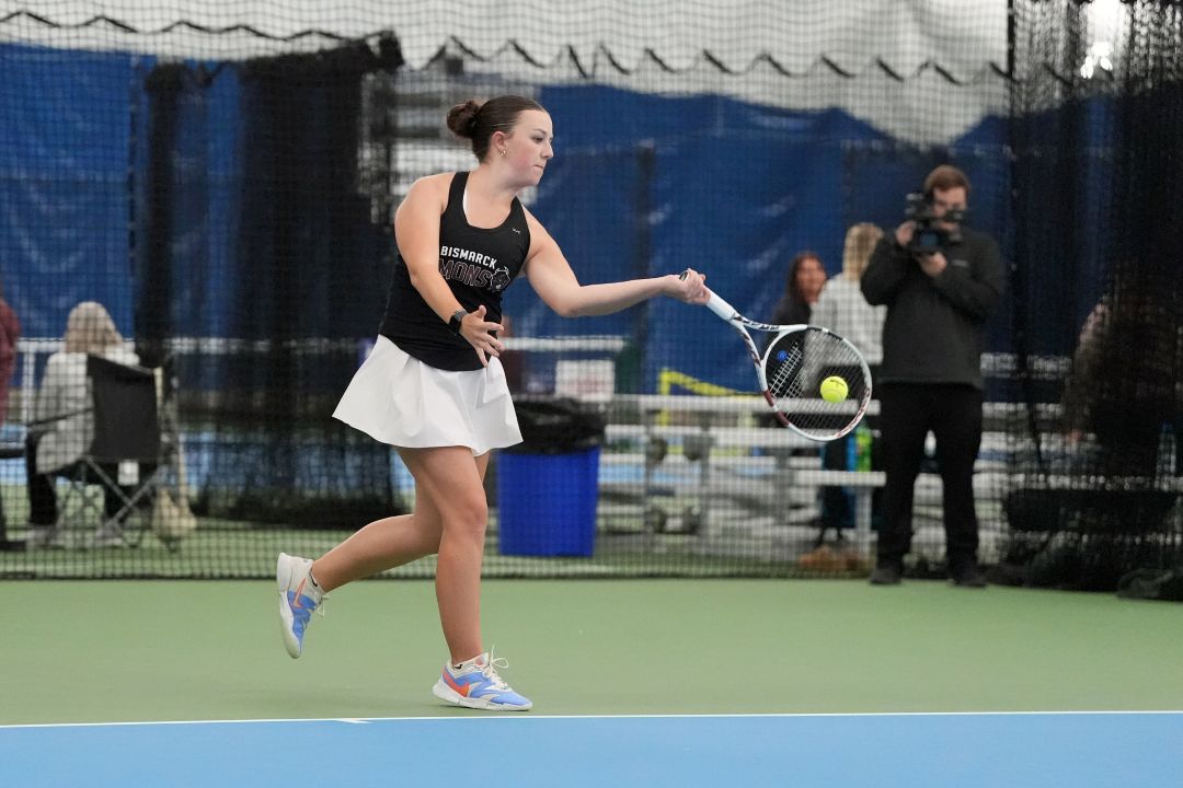 Girls Tennis